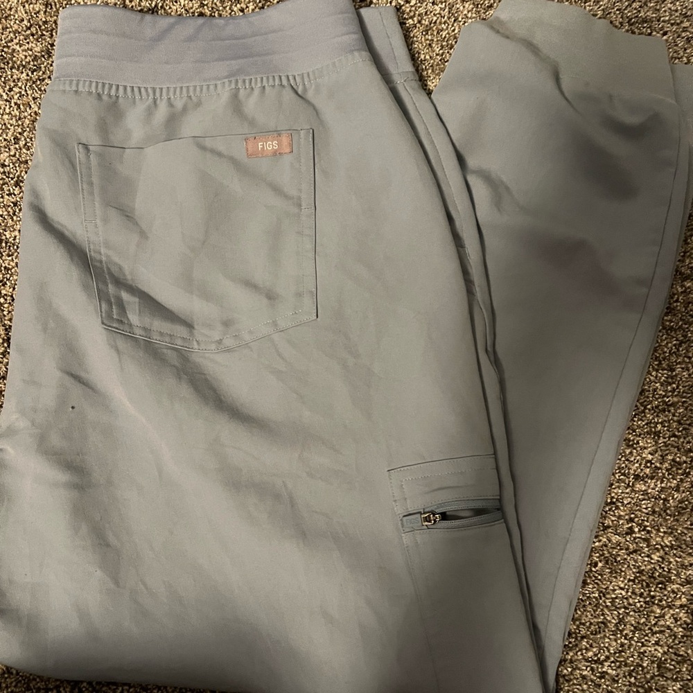 FIGS joggers